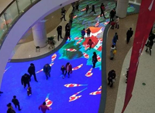 LED互動地磚屏案例，LED地磚屏前景怎么樣？